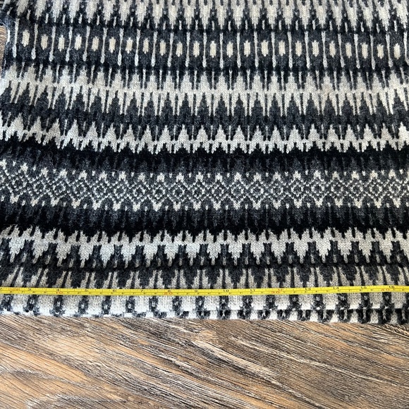 Vintage Swedish Iceland by Jersey Modeller Wool Sweater - Picture 11 of 15